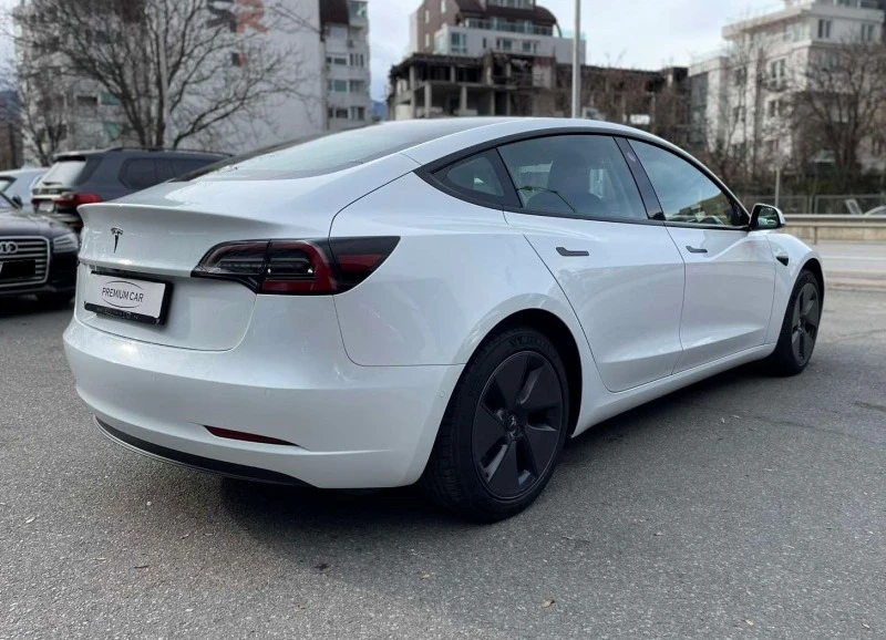 Tesla Model 3, снимка 7 - Автомобили и джипове - 39359549