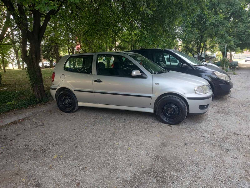 VW Polo, снимка 4 - Автомобили и джипове - 46346020