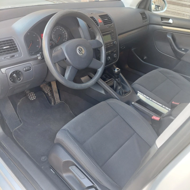 VW Golf 1.9TDI , снимка 8 - Автомобили и джипове - 47588139