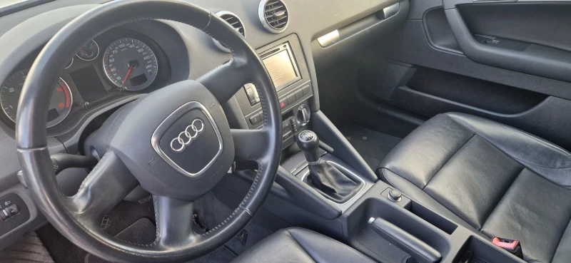 Audi A3 1.6 TDI 105ks , снимка 7 - Автомобили и джипове - 47623819