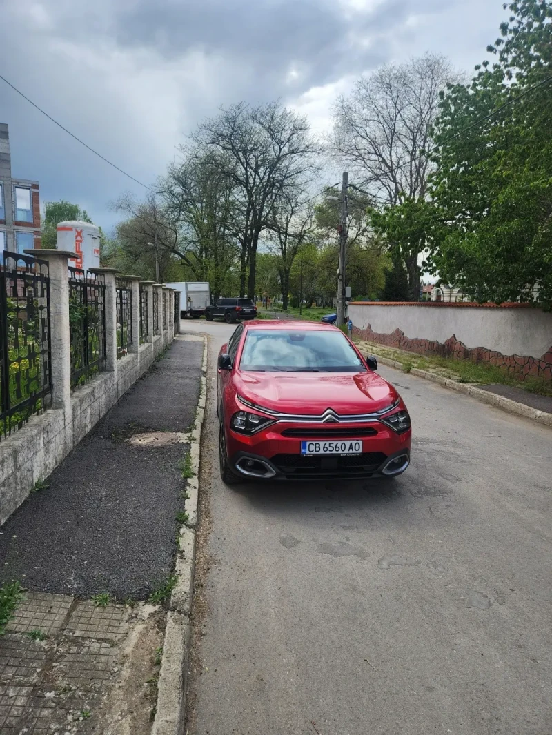 Citroen C4 Max 136 к.с. Хибрид, Гаранция, Закупена за 56 600л, снимка 2 - Автомобили и джипове - 52506737