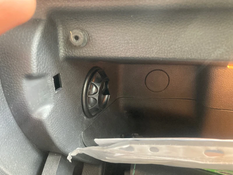 Skoda Fabia TSI, снимка 14 - Автомобили и джипове - 51184572