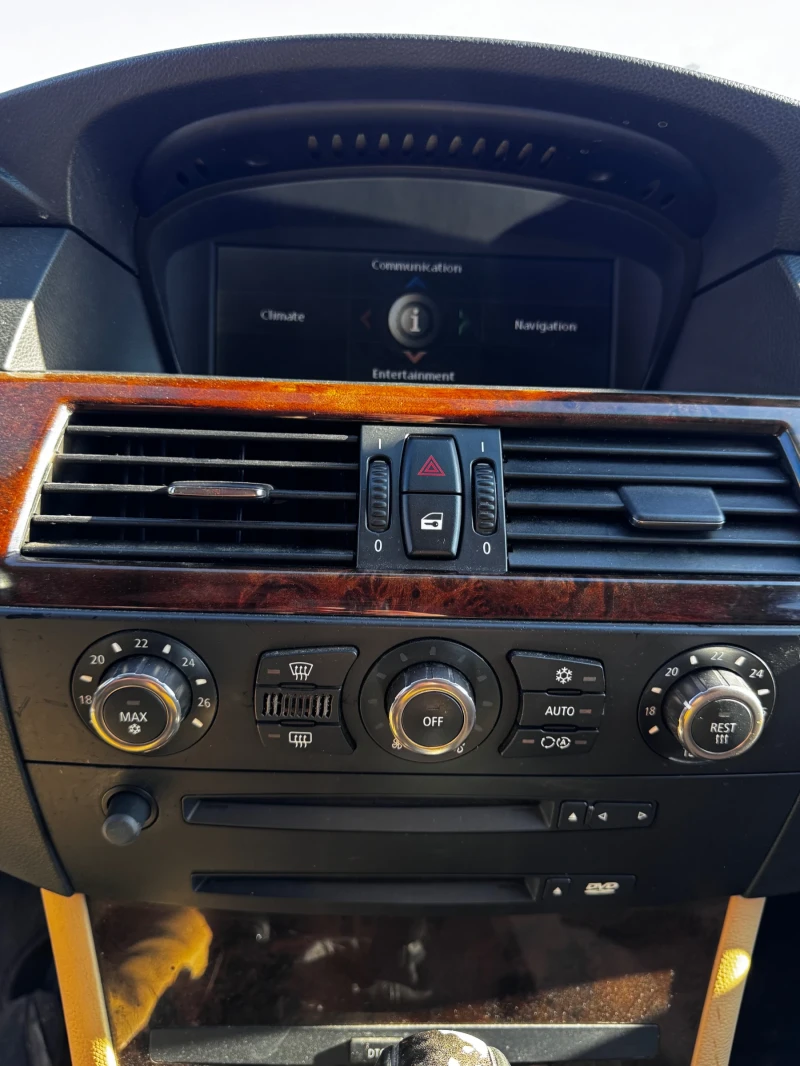 BMW 530, снимка 10 - Автомобили и джипове - 52418704