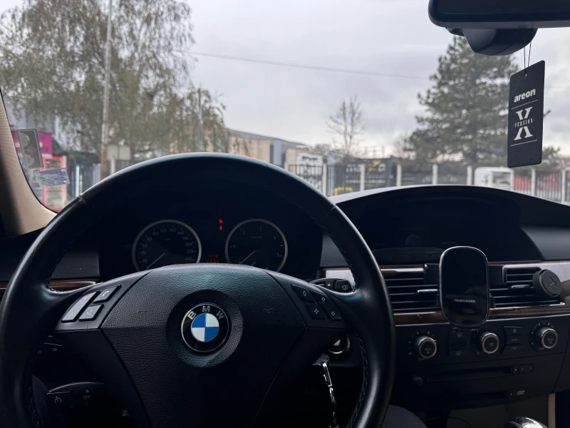 BMW 530, снимка 13 - Автомобили и джипове - 52975077