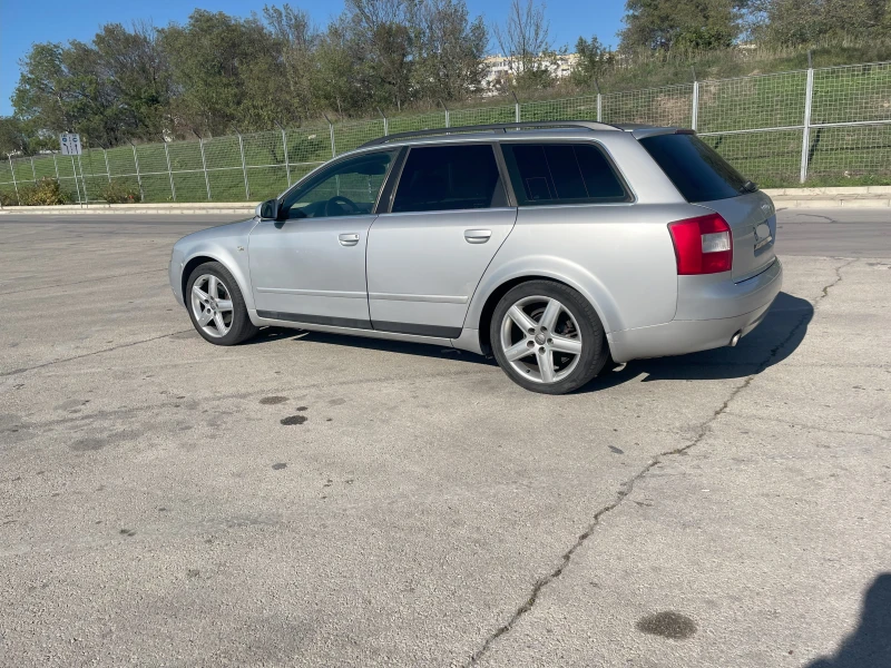 Audi A4 AVANT 2.0 Газ/Бензин, снимка 7 - Автомобили и джипове - 53224393