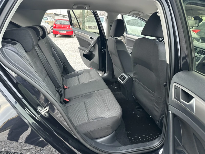 VW Golf 1.6TDI* Подгрев, снимка 8 - Автомобили и джипове - 53384359