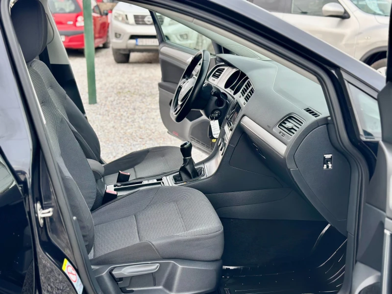 VW Golf 1.6TDI* Подгрев, снимка 6 - Автомобили и джипове - 53384359