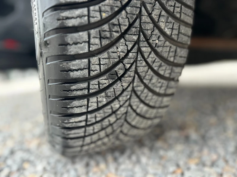 VW Golf 1.6TDI* Подгрев, снимка 15 - Автомобили и джипове - 53384359