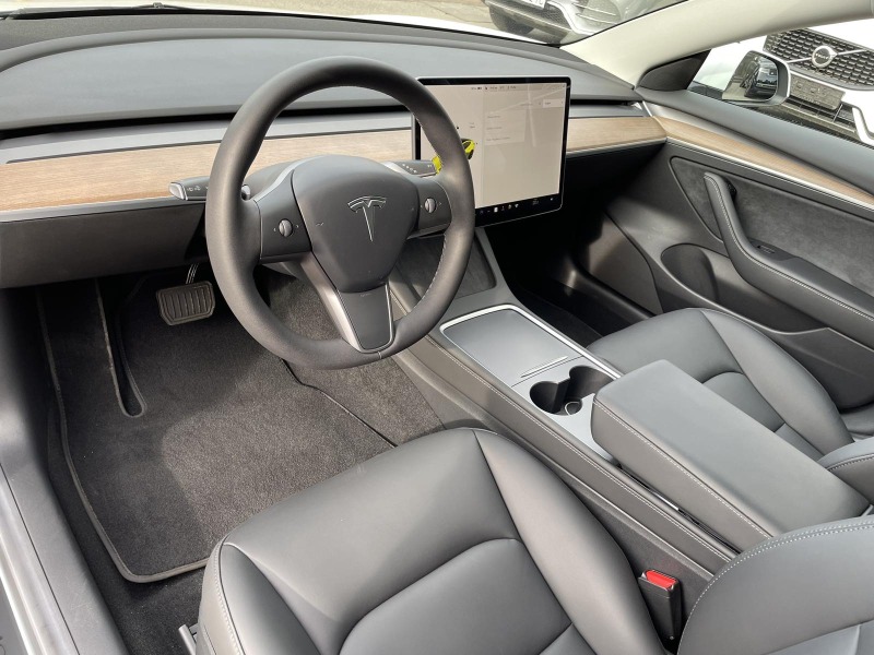 Tesla Model 3, снимка 10 - Автомобили и джипове - 39359549