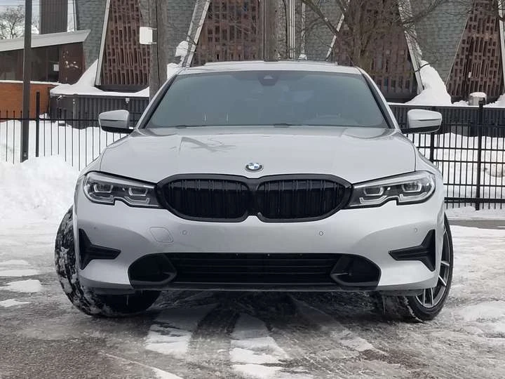 BMW 330 NO ACCIDENT| NAV| CAMERA/SENSORS| DRIVERS ASSIST|  - изображение 2