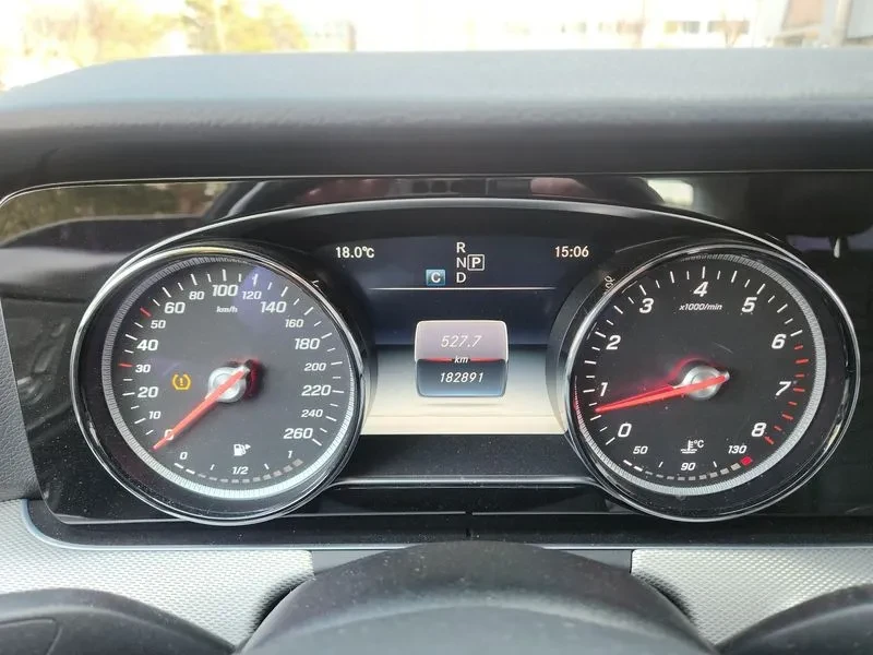Mercedes-Benz E 200 | Mobile.bg � ����������� 13