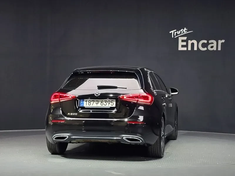Mercedes-Benz A 220, снимка 4 - Автомобили и джипове - 55091167