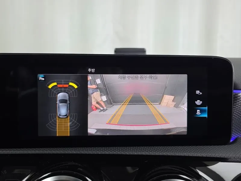 Mercedes-Benz A 220, снимка 15 - Автомобили и джипове - 55091167