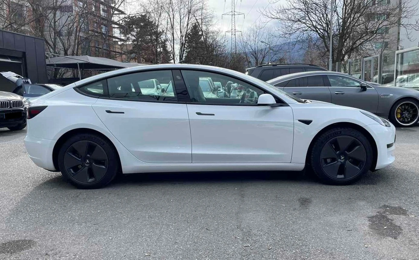 Tesla Model 3  - изображение 6