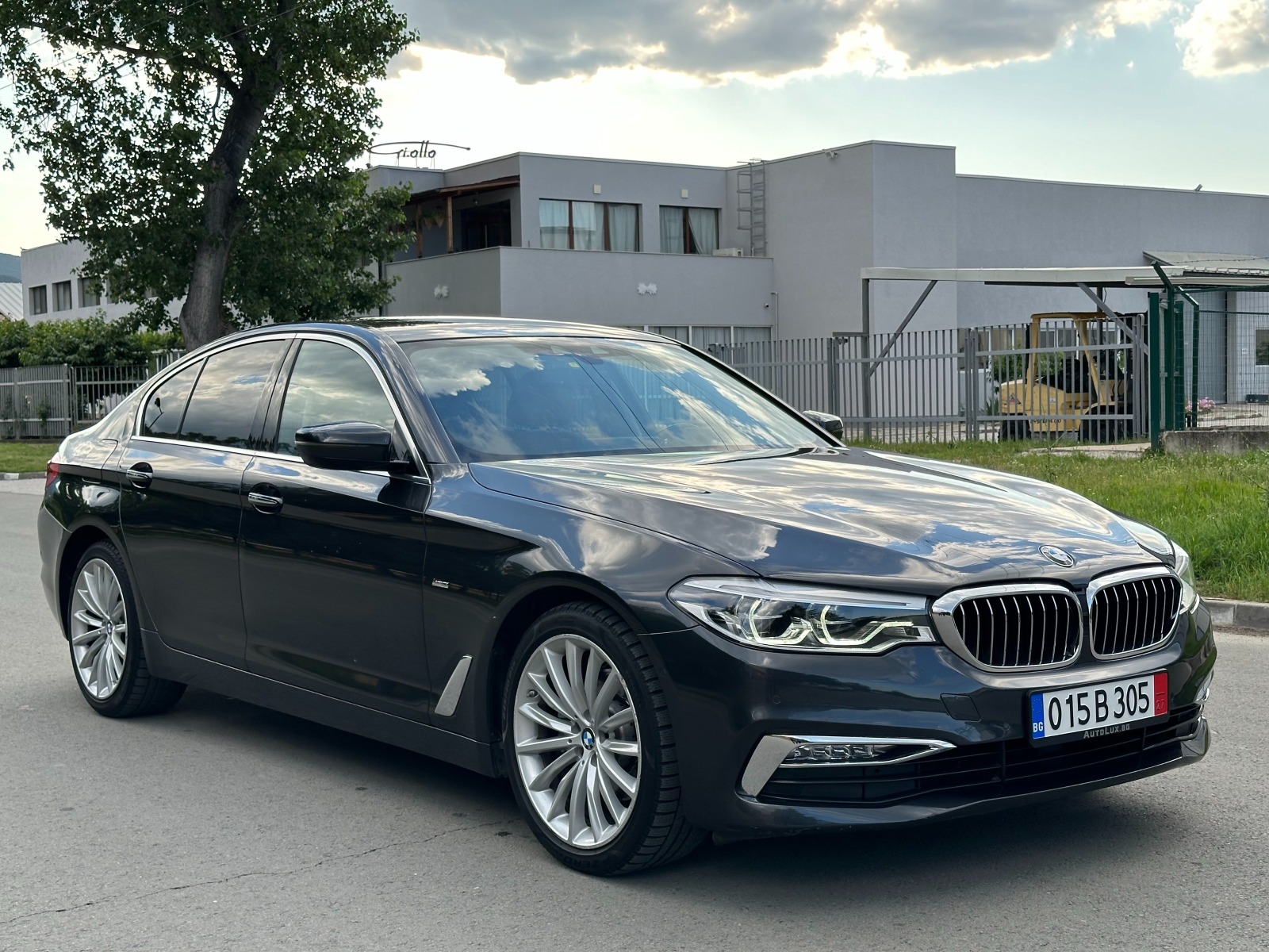 BMW 520 d LUXURY LINE  - изображение 3