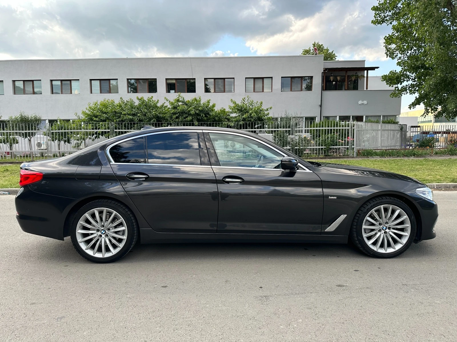 BMW 520 d LUXURY LINE  - изображение 4