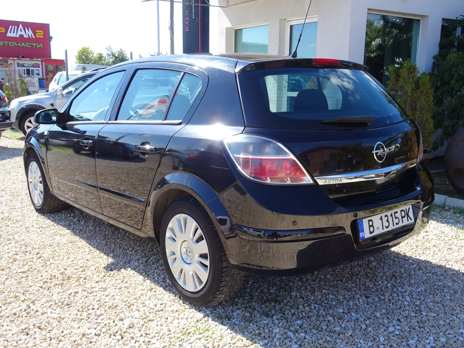 Opel Astra Restyling 1.4i 16V 90kc Easytronic 5вр. Club - изображение 3