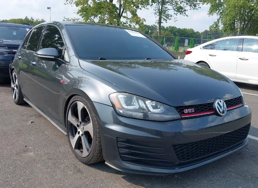 VW Golf GTI 2.0T S - [1] 