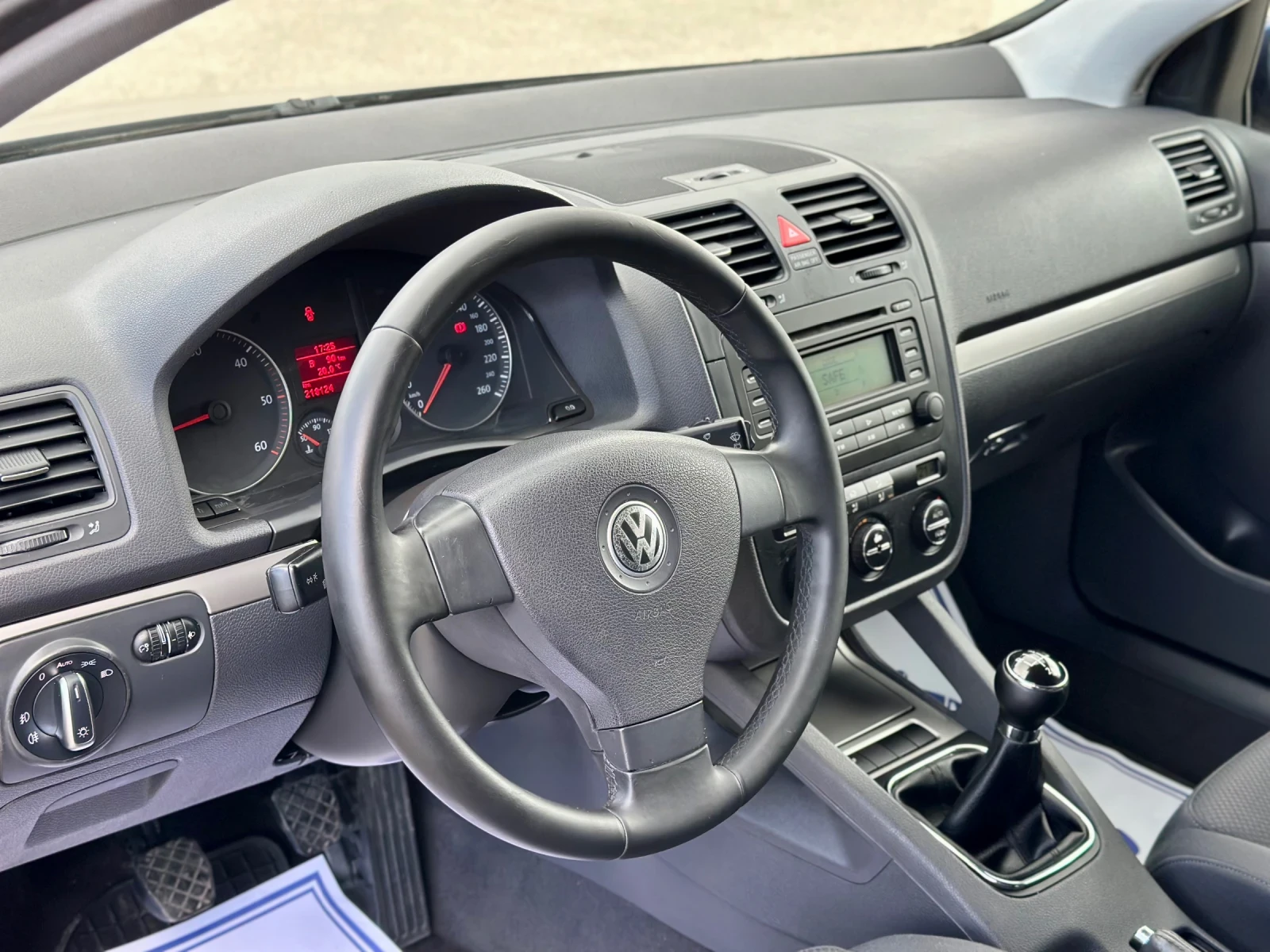 VW Golf * BKC* Климатроник*  - изображение 6