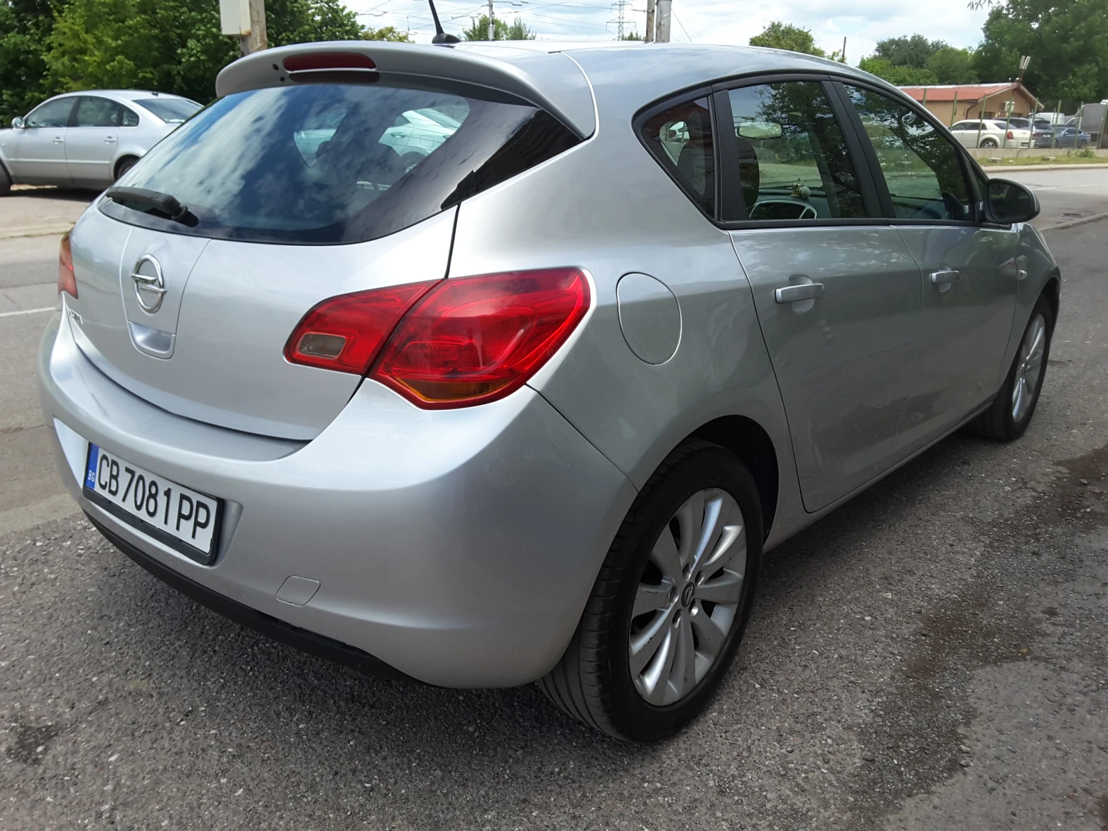 Opel Astra 1.6i 193000км АВТОМАТ - изображение 2