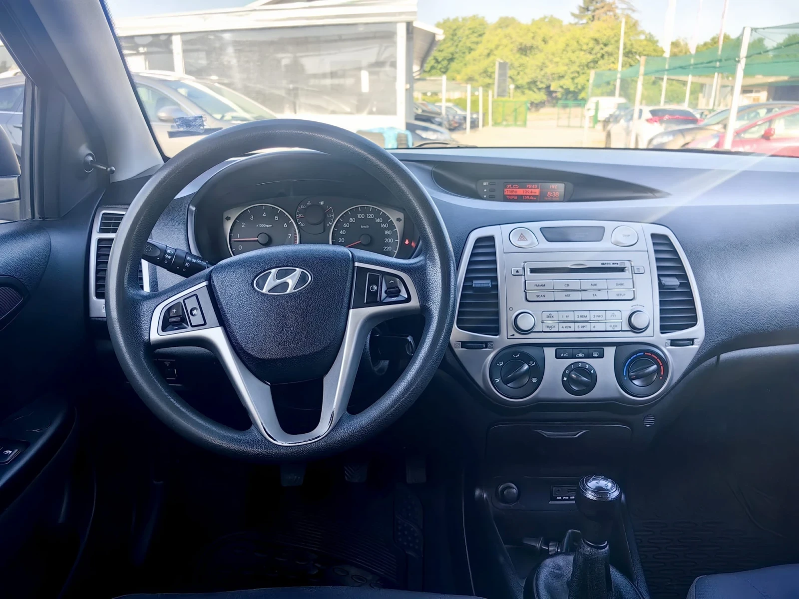 Hyundai I20 1.2-78к.с.  ГАЗ - изображение 10