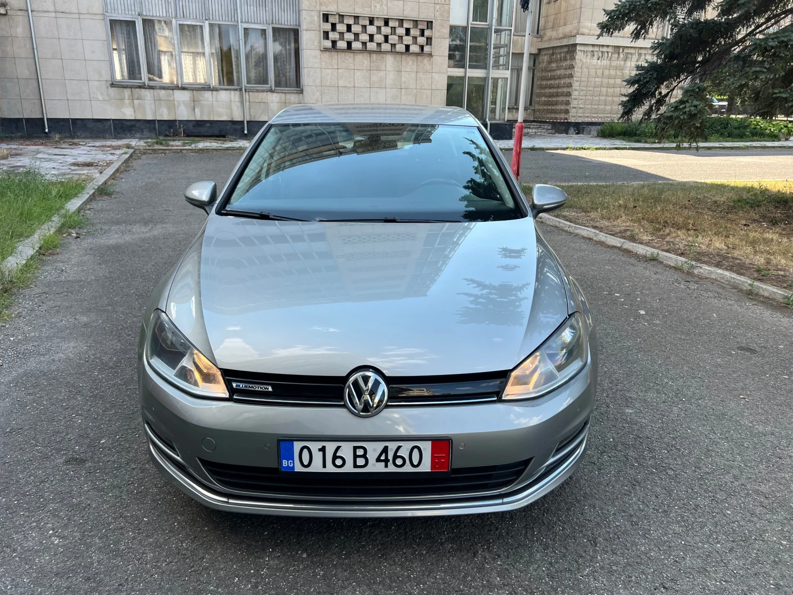 VW Golf 1.4TGI* BLUEMOTION* DSG* HIGHLINE - изображение 2