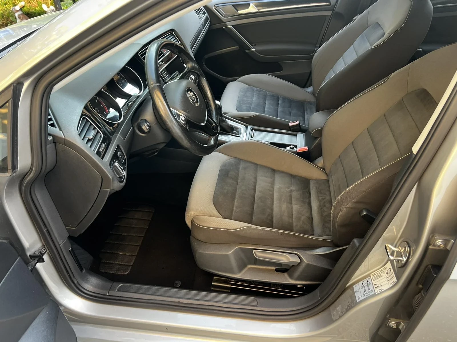 VW Golf 1.4TGI* BLUEMOTION* DSG* HIGHLINE - изображение 10