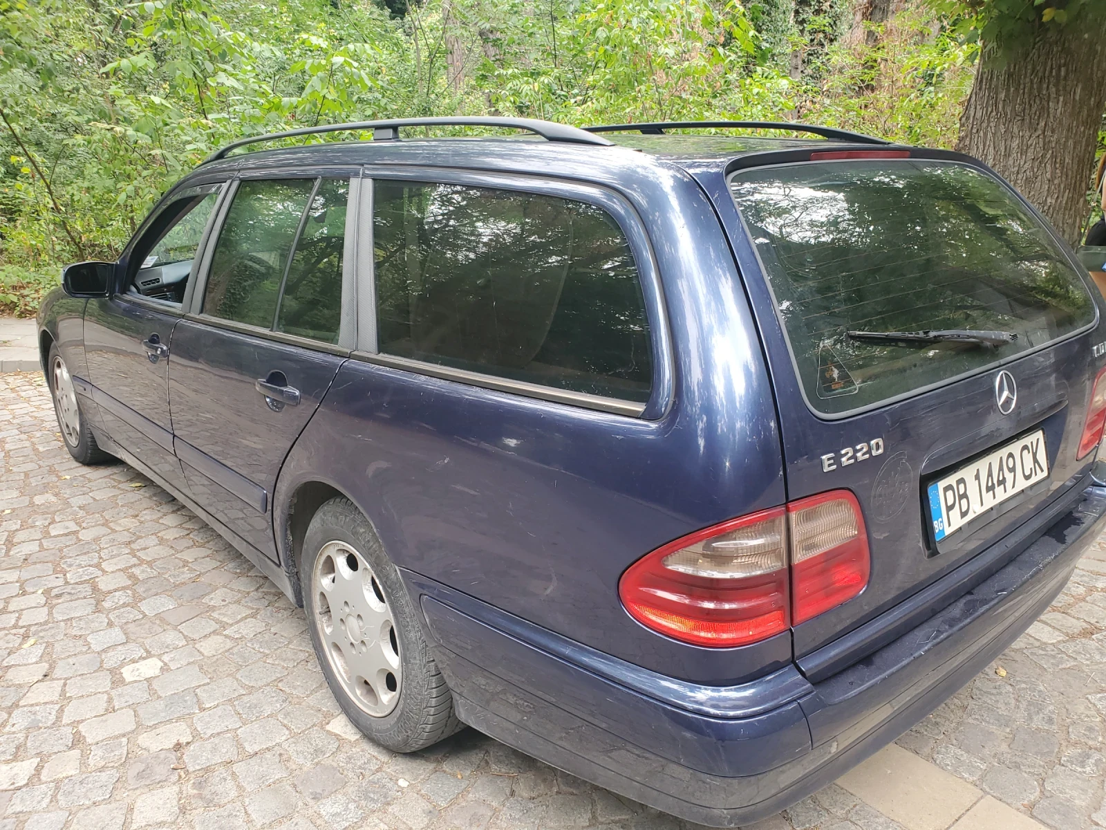 Mercedes-Benz E 220 Дизел - изображение 3