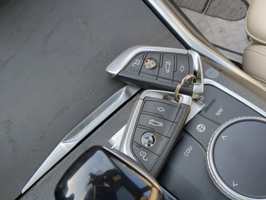 BMW 330 *  XDRIVE * CARFAX * ��� ������������ ������ | Mobile.bg � ����������� 8