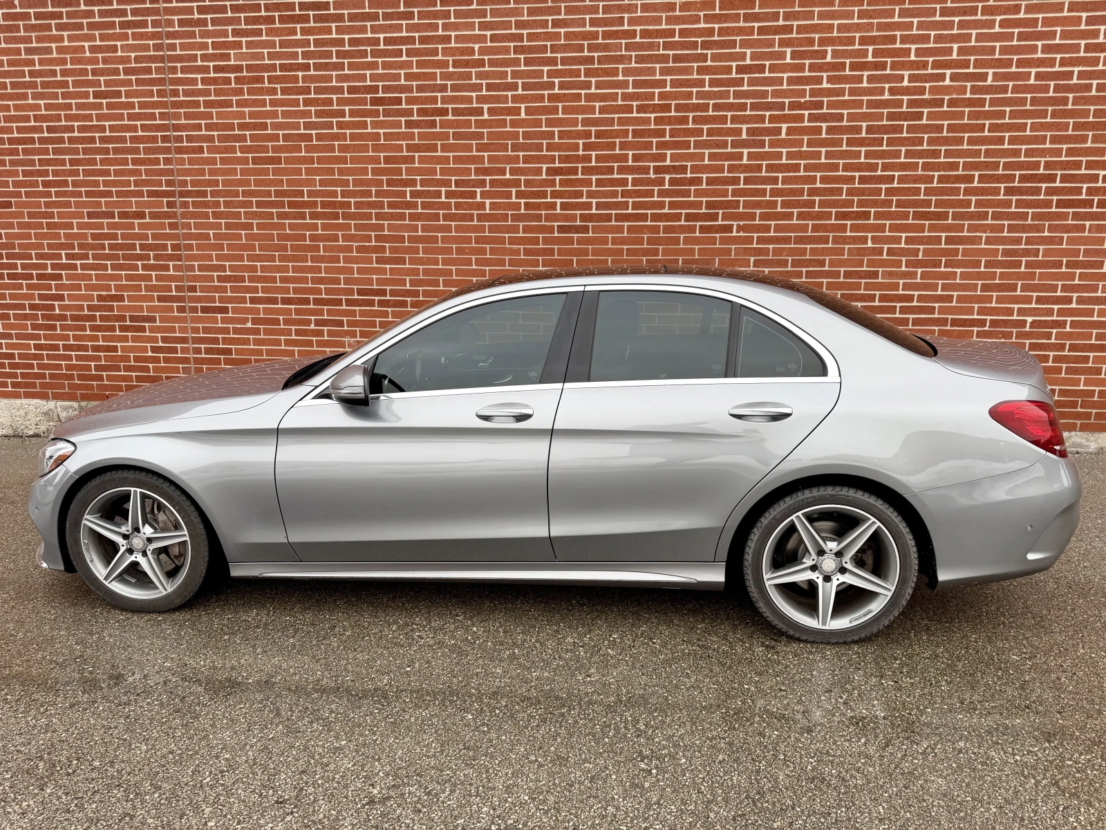 Mercedes-Benz C 300 4 MATIC* AMG* CARFAX*  - изображение 4