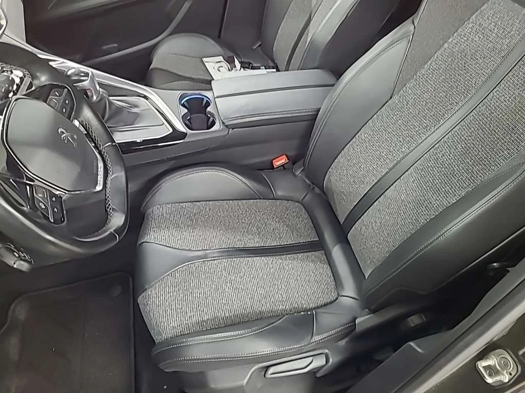 Peugeot 3008 1.2Allure - изображение 9