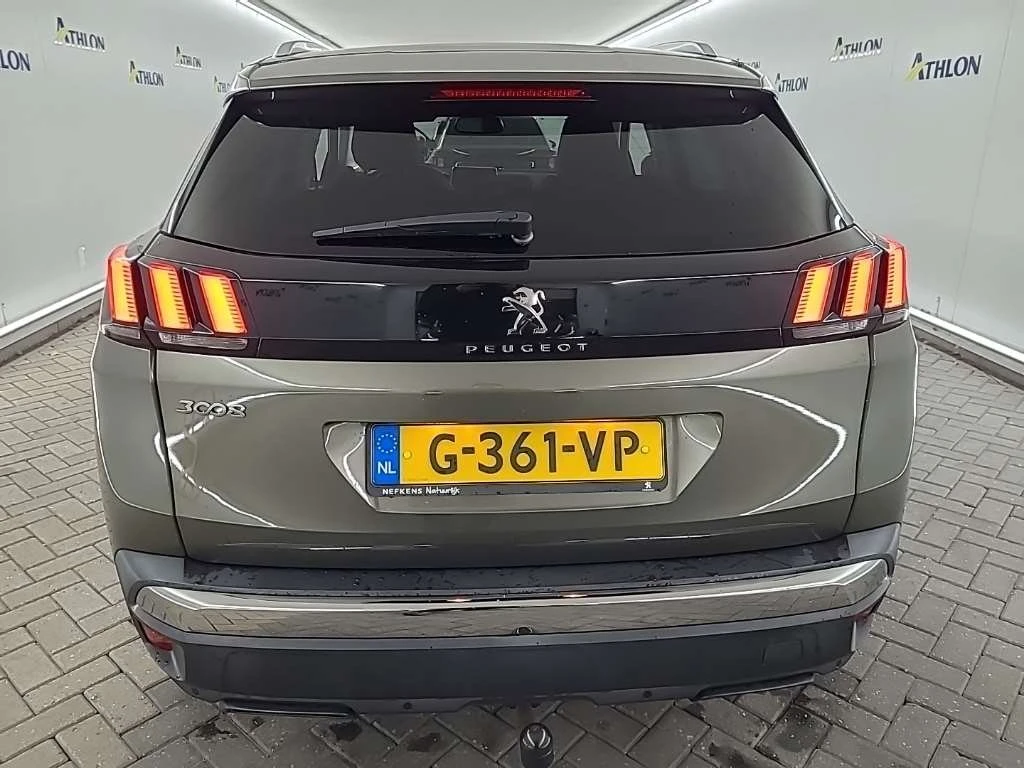 Peugeot 3008 1.2Allure - изображение 5