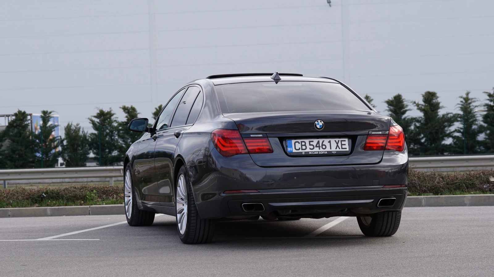 BMW 740 X Drive, снимка 4 - Автомобили и джипове - 54035633