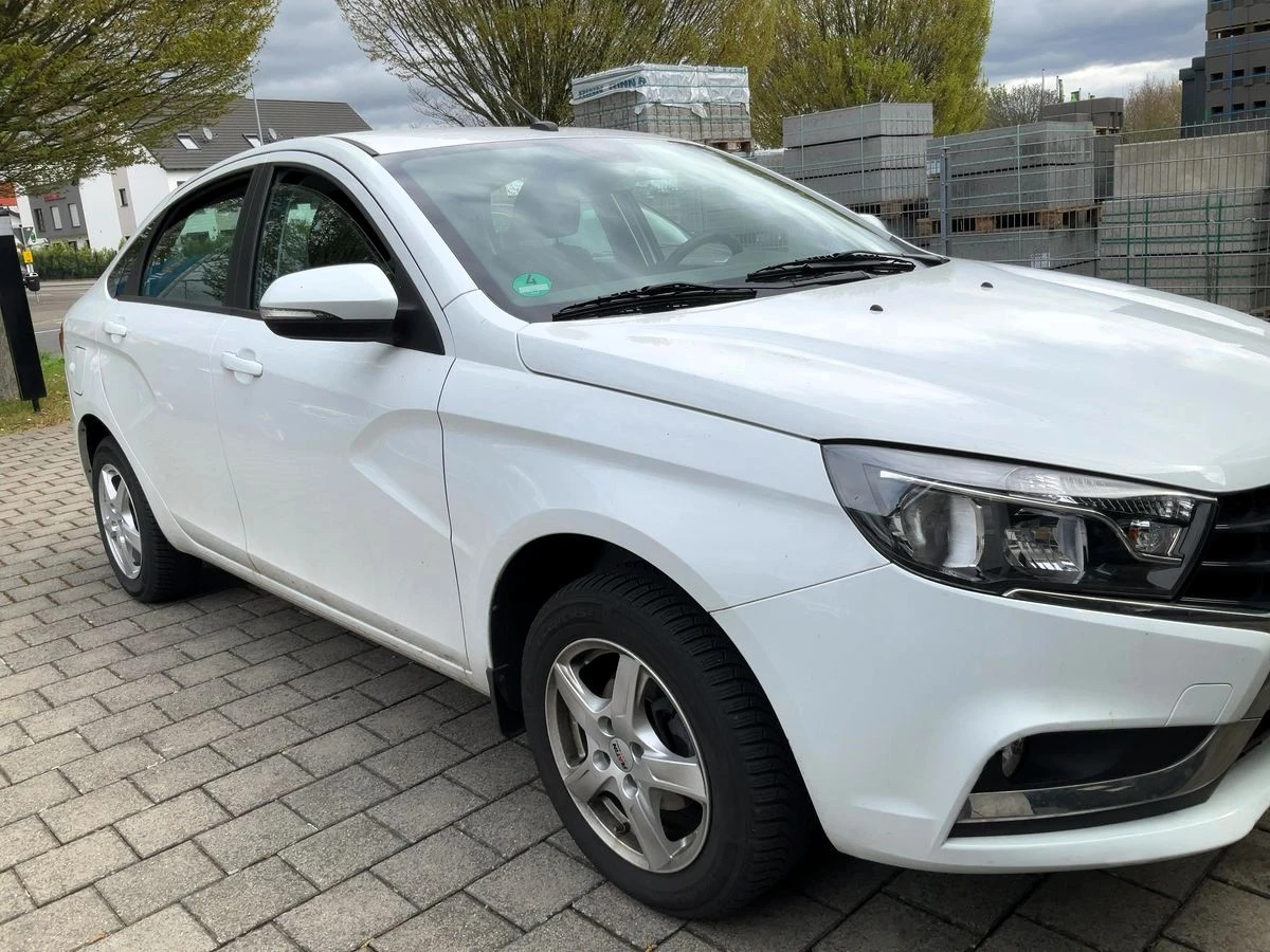 Lada Vesta  1.6L 105кс.12.2018г.57000км, снимка 4 - Автомобили и джипове - 54167529