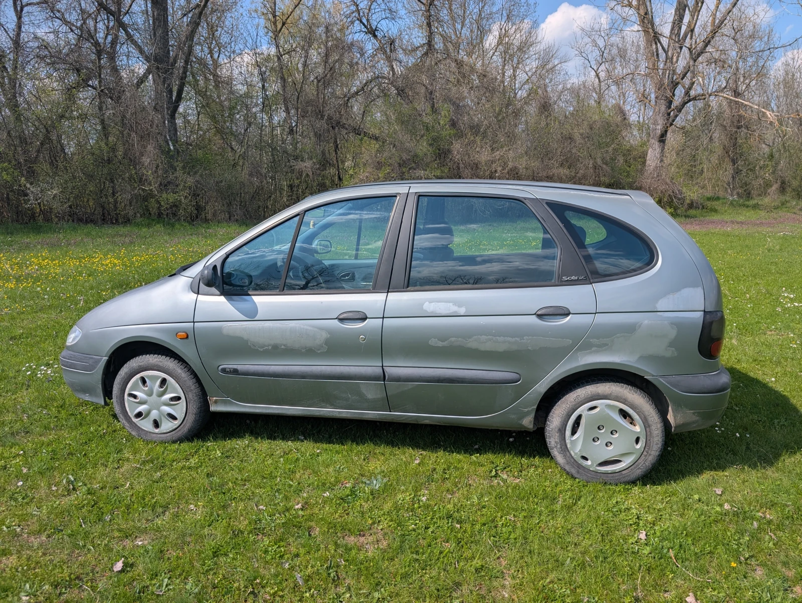 Renault Megane Scenic, снимка 9 - Автомобили и джипове - 54242804