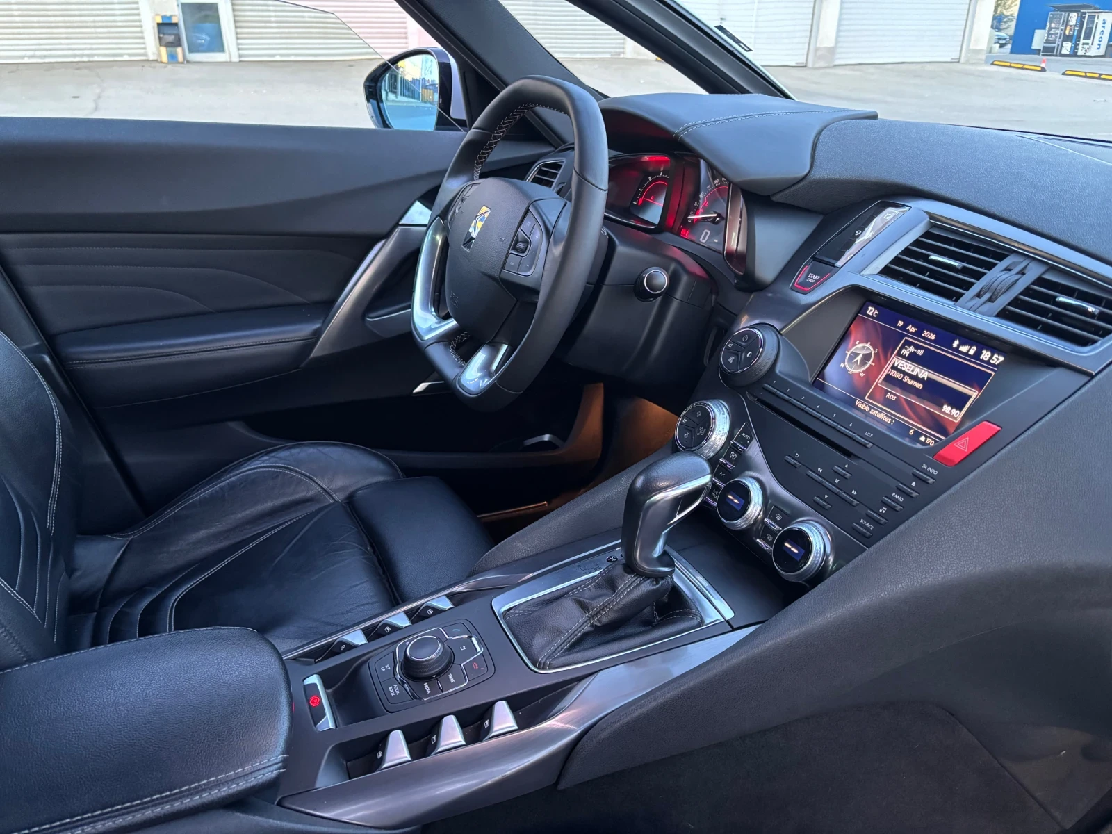 Citroen DS5 1.6i. 156кс., снимка 2 - Автомобили и джипове - 54247759