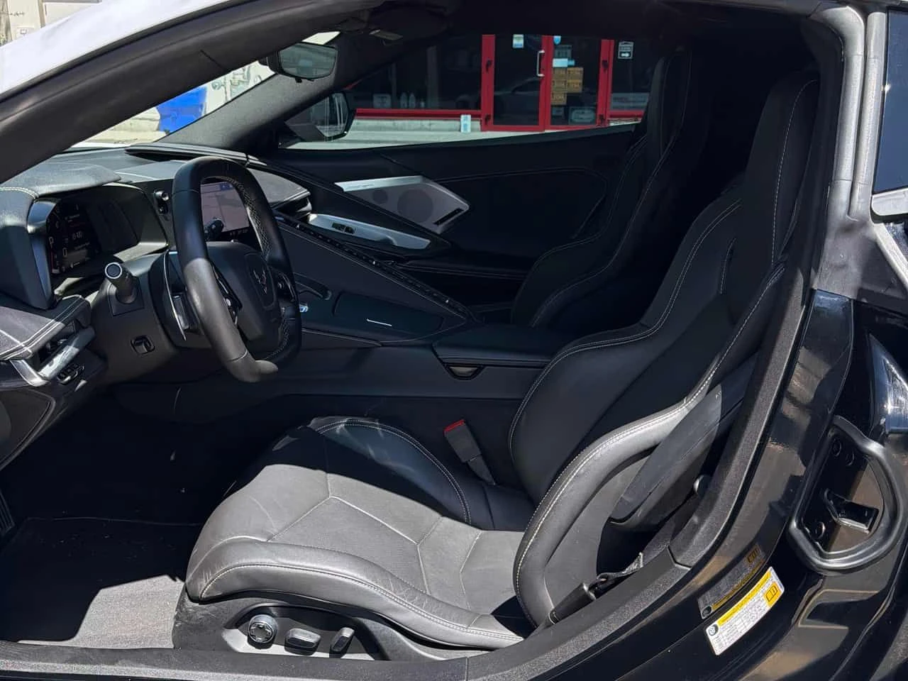 Chevrolet Corvette * 2LT * АВТОКРЕДИТ БЕЗ ПЪРВОНАЧАЛНА ВНОСКА* , снимка 17 - Автомобили и джипове - 54718537