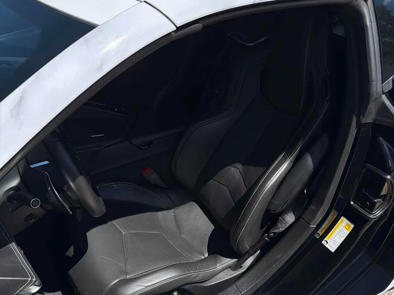 Chevrolet Corvette * 2LT * АВТОКРЕДИТ БЕЗ ПЪРВОНАЧАЛНА ВНОСКА* , снимка 16 - Автомобили и джипове - 54718537