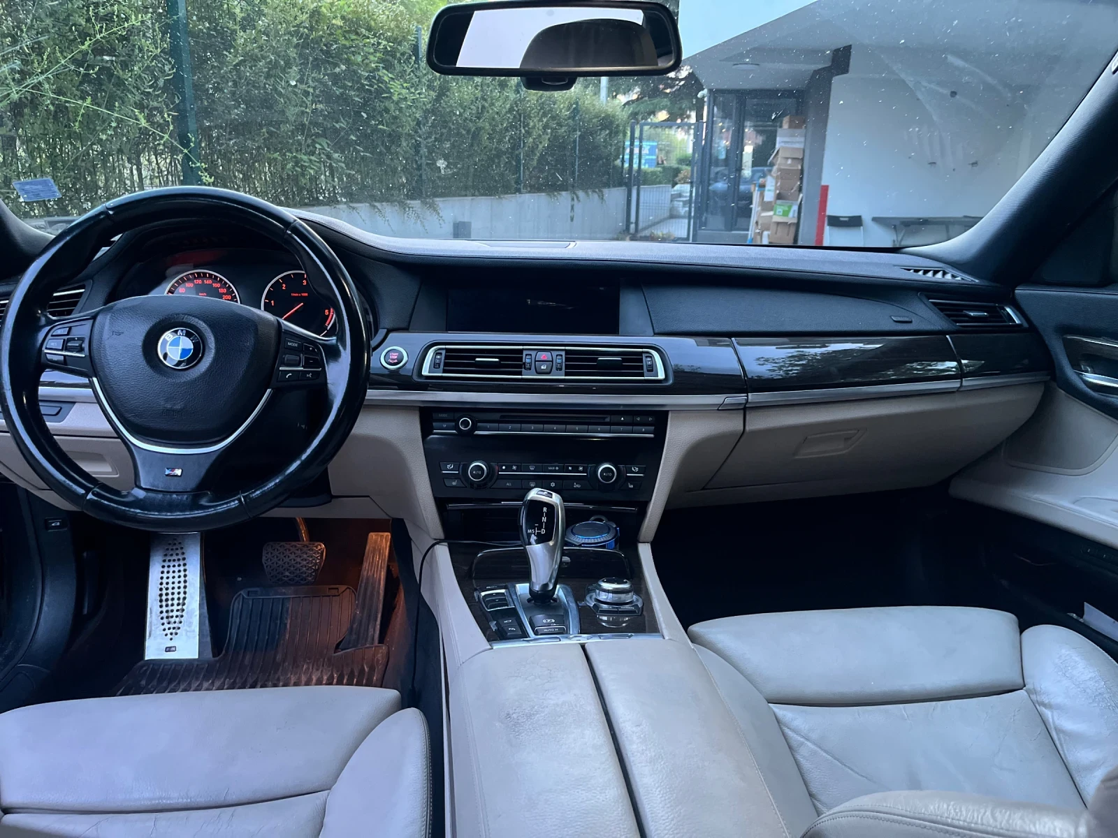 BMW 730, снимка 8 - Автомобили и джипове - 54805198