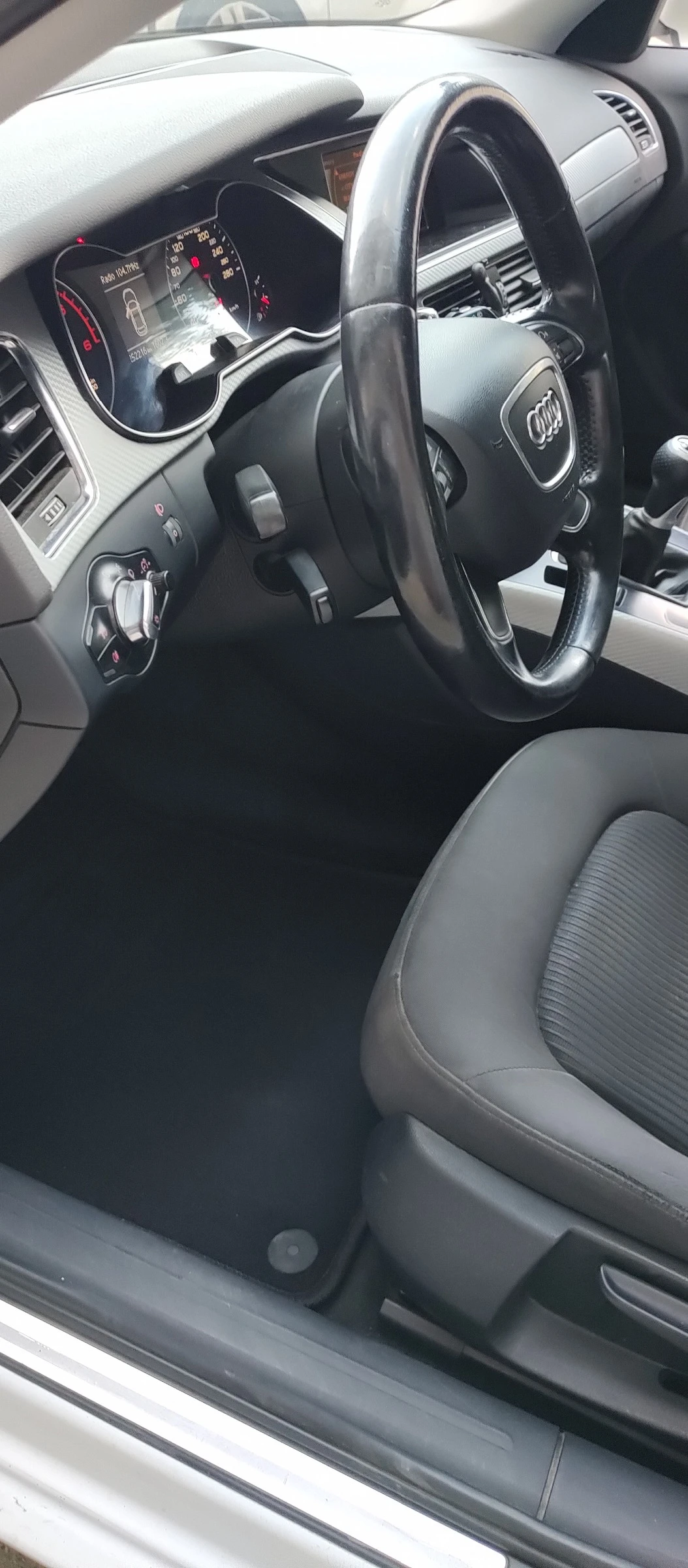 Audi A4 b 8.5, снимка 12 - Автомобили и джипове - 55192770