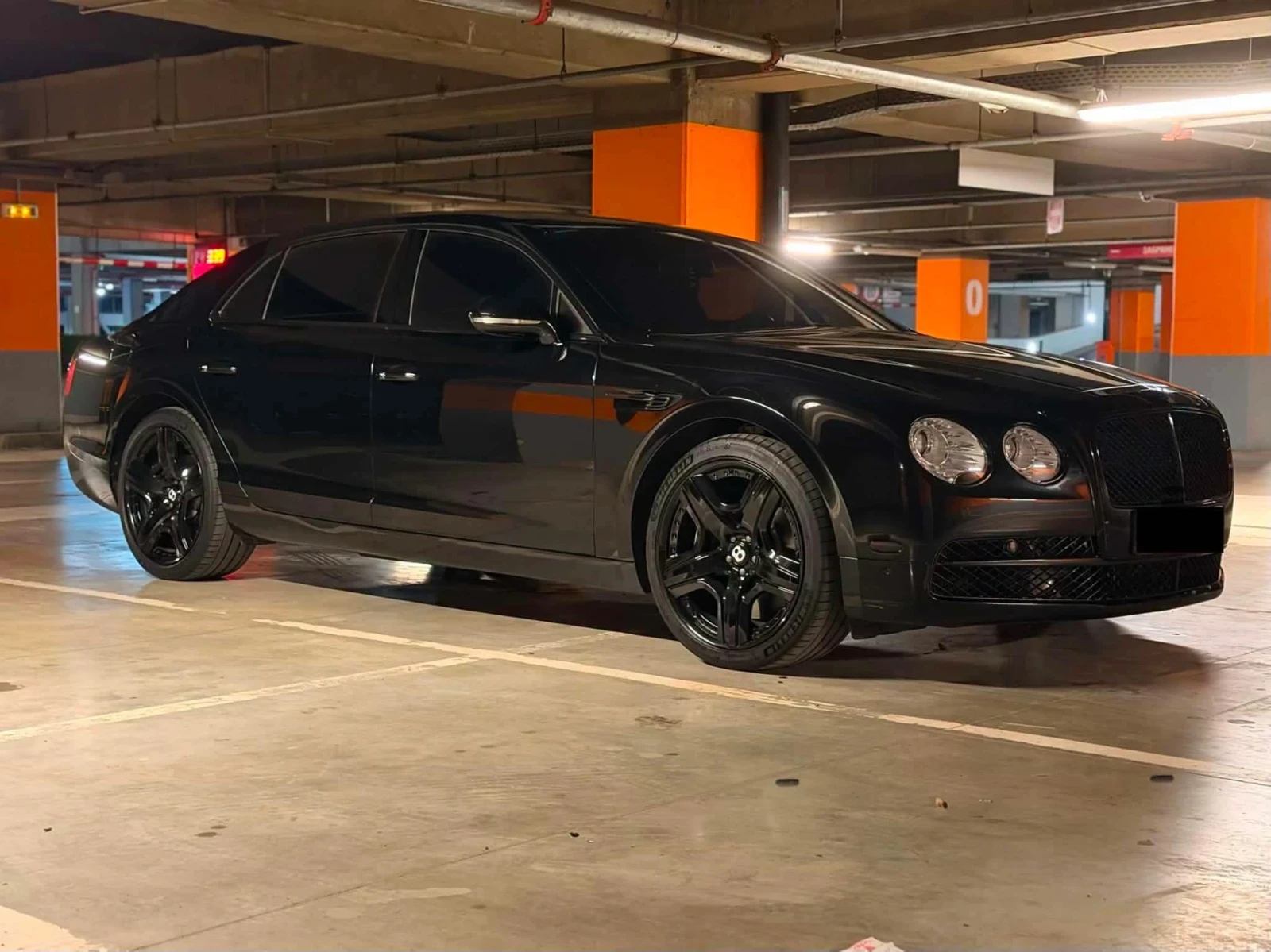 Bentley Flying Spur 4.0 V8, снимка 6 - Автомобили и джипове - 55505410