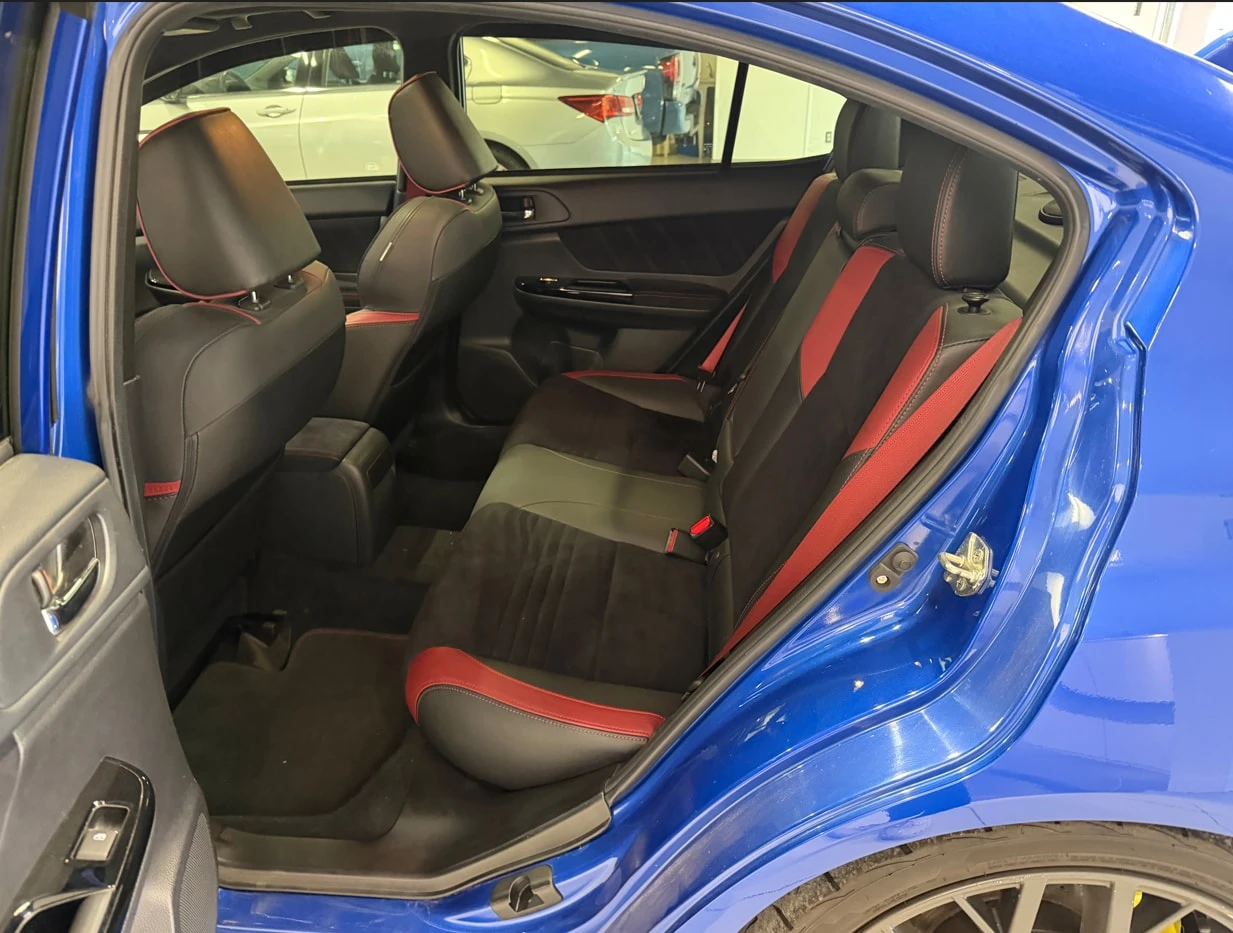 Subaru WRX * STI Sport tech * CARFAX * БЕЗ ПЪРВОНАЧАЛНА ВНОСК, снимка 15 - Автомобили и джипове - 55858372