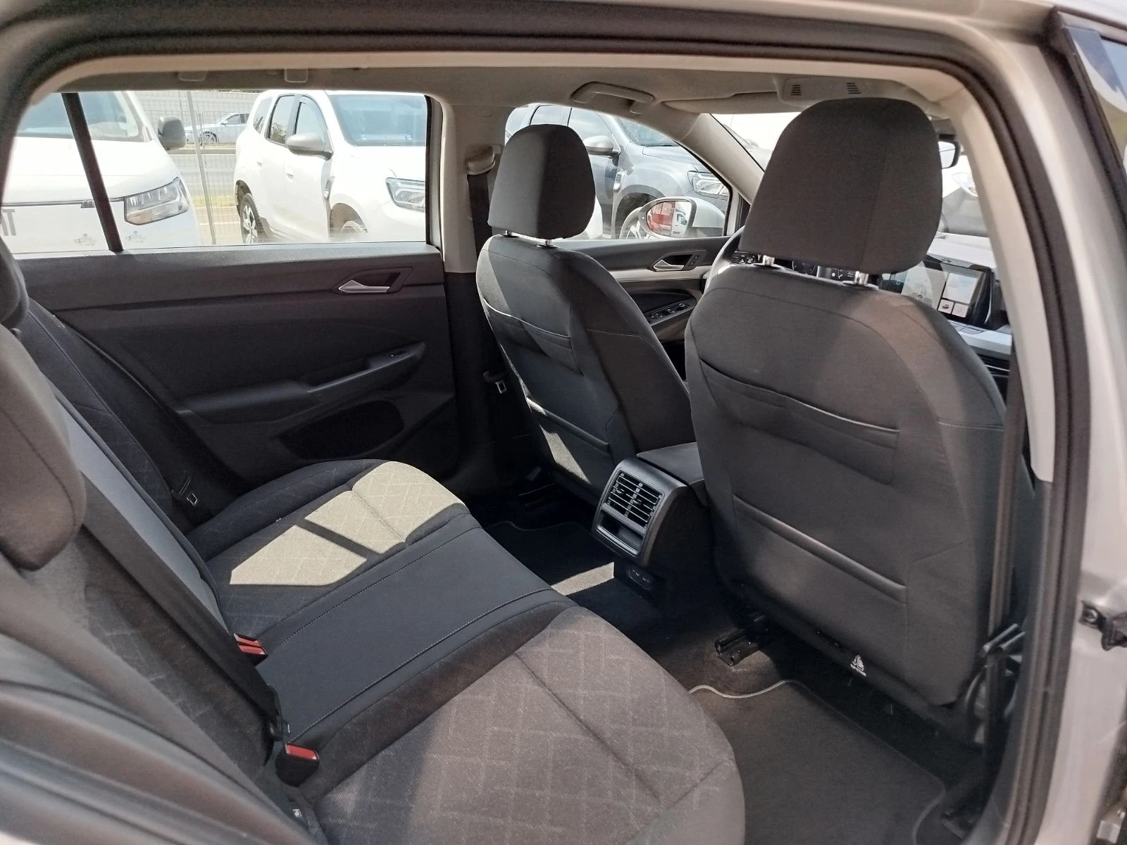 VW Golf 2.0TDI/150к.с./DSG, снимка 15 - Автомобили и джипове - 55896631