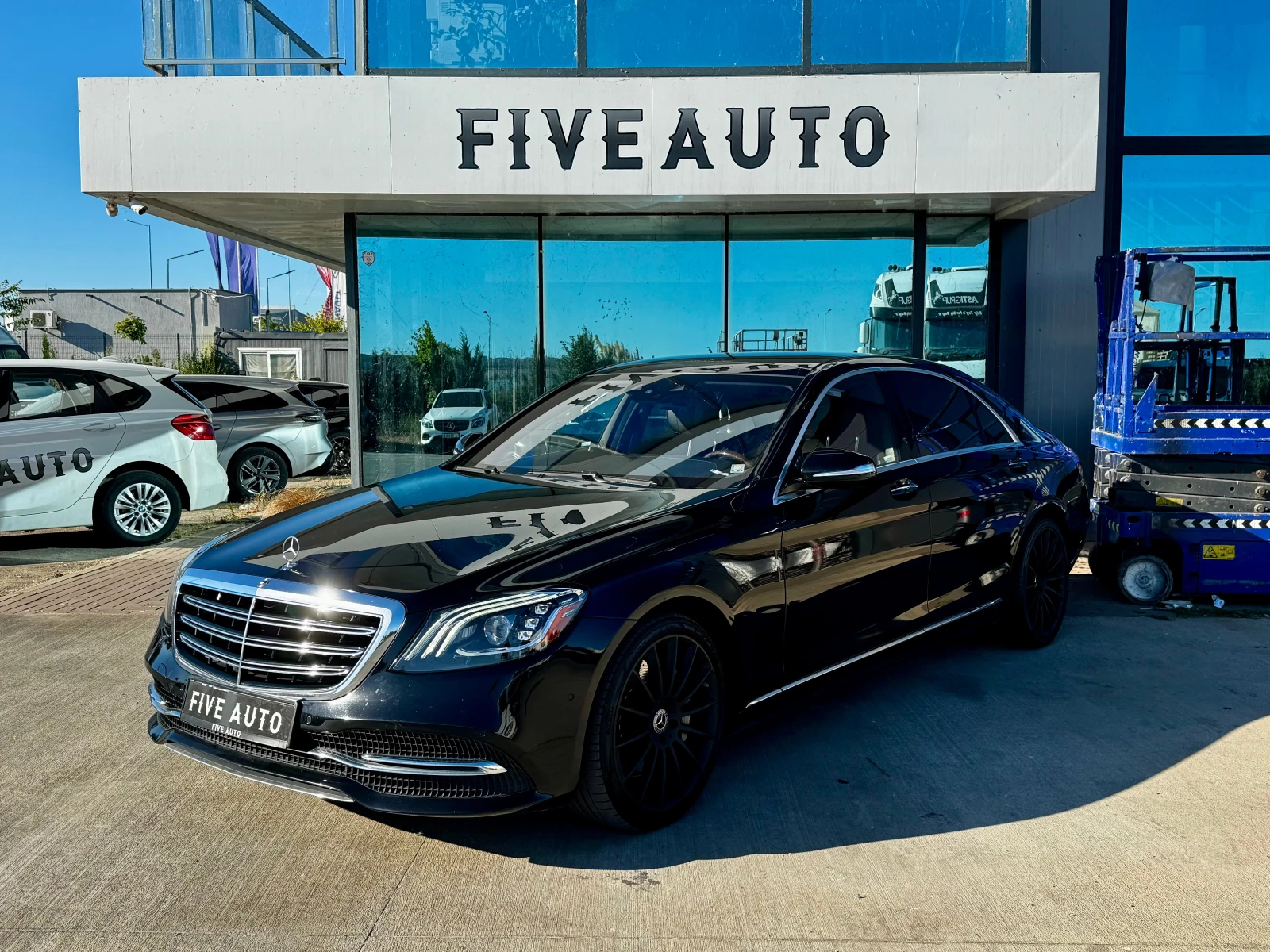 Mercedes-Benz S 450 / Facelift / Burmester / Soft Close / Panorama / , снимка 3 - Автомобили и джипове - 55991993