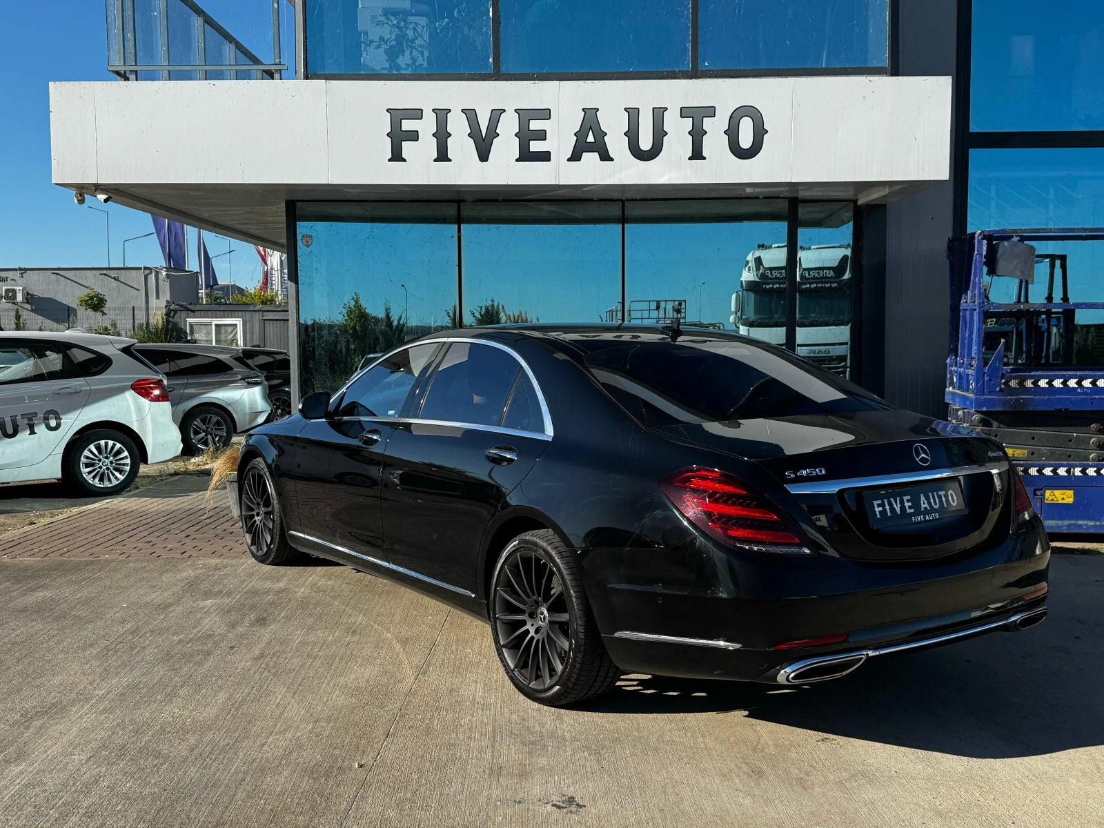 Mercedes-Benz S 450 / Facelift / Burmester / Soft Close / Panorama / , снимка 5 - Автомобили и джипове - 55991993