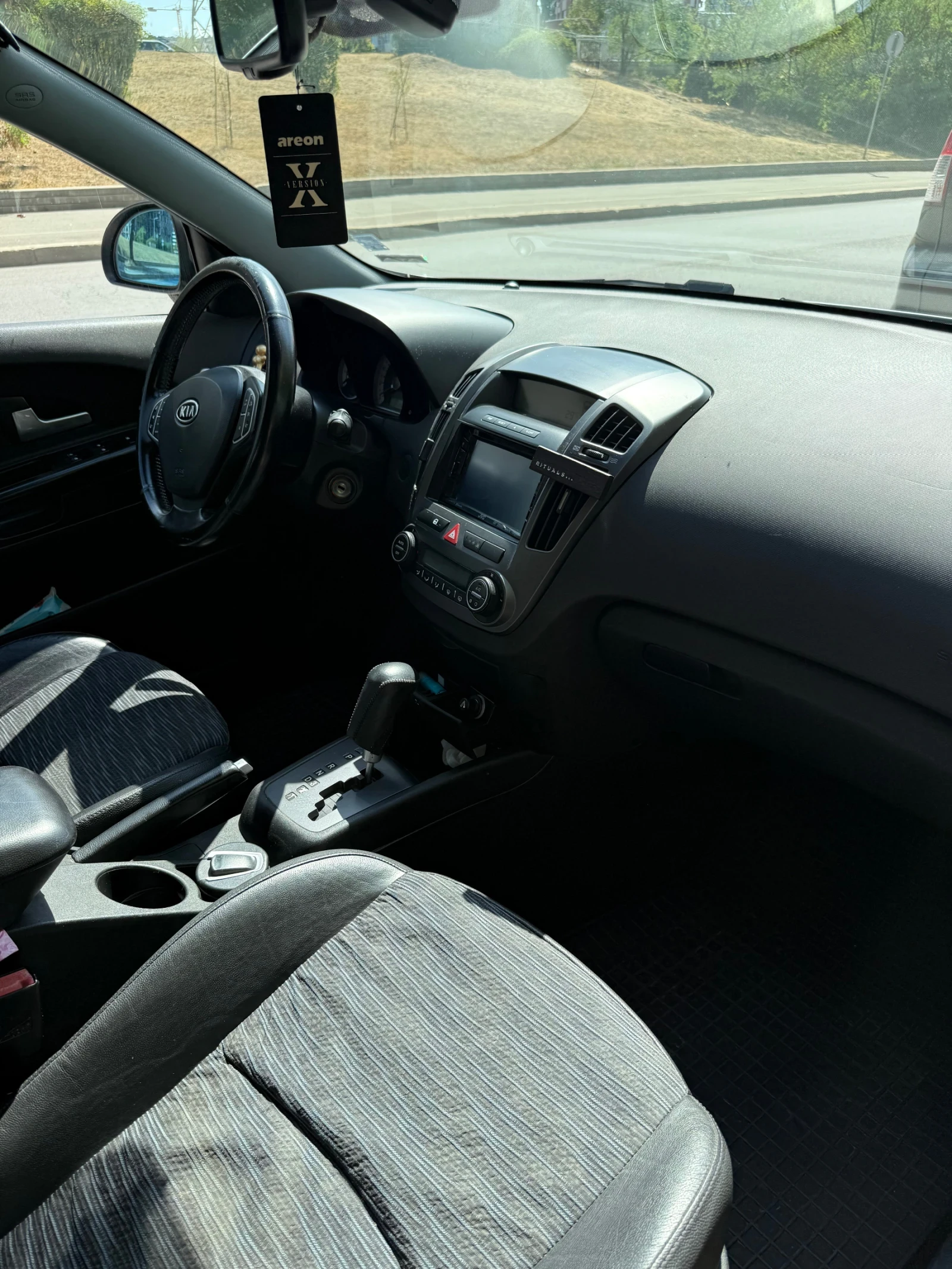 Kia Ceed, снимка 8 - Автомобили и джипове - 56041015