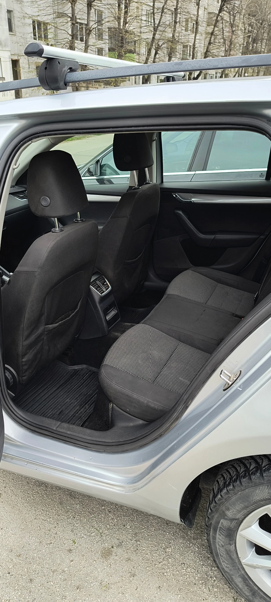 Skoda Octavia 1.6 TDI, снимка 11 - Автомобили и джипове - 56255808