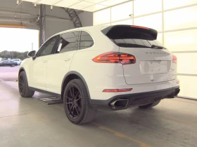     Porsche Cayenne BOSE* LANE ASSIST* KEYLESS*  * NAVI