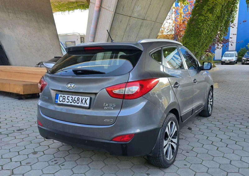 Hyundai IX35 Automatic 4x4, снимка 7 - Автомобили и джипове - 47589170