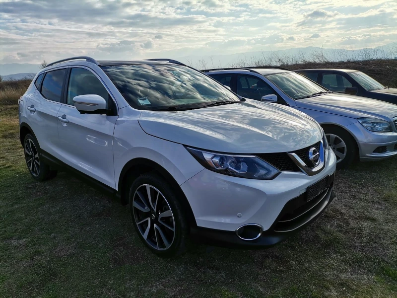 Nissan Qashqai 1.5 DCI TEKNA /360/CAMERA/NAVI/PANORAMA/KEYLESS, снимка 13 - Автомобили и джипове - 49351457